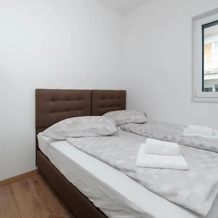 Nera Lux Apartment-2