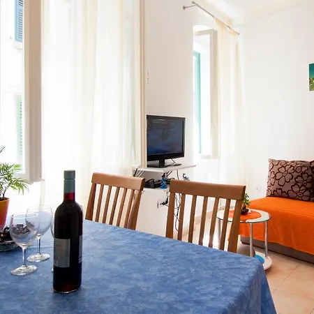 Val Apartments-2
