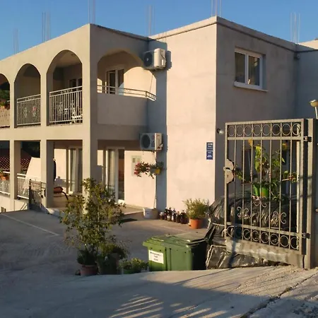 Apartment Tina-3