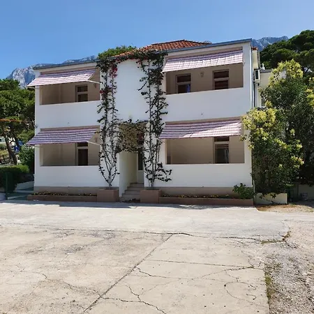 Studio Apartments Marija With Private Parking-2
