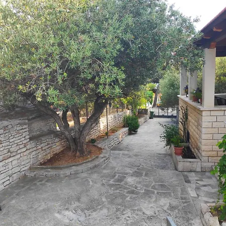 Apartments Vrsalovic-3