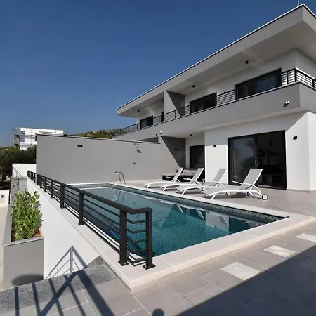 Villa Alexandra - Makarska-3