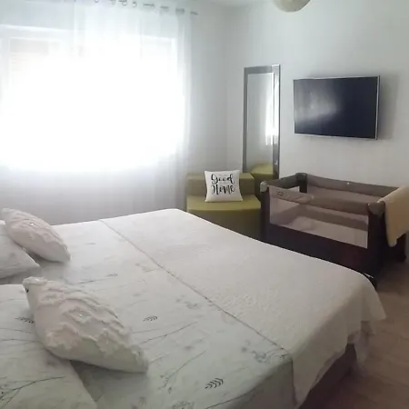 Apartment Dolea-3