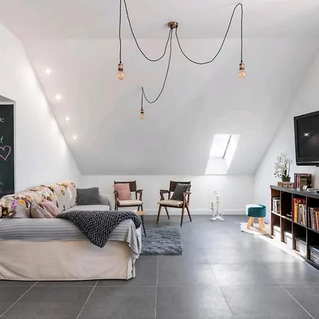 Just Like This - Cityapartment With Netflix-2