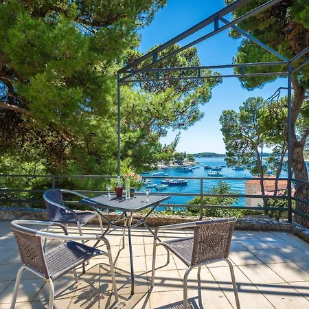 Sunny Days "Sara" - Zf Hvar-2