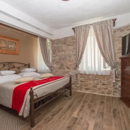 Bossa Studio Apartments-3