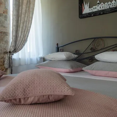 Bossa Studio Apartments-2