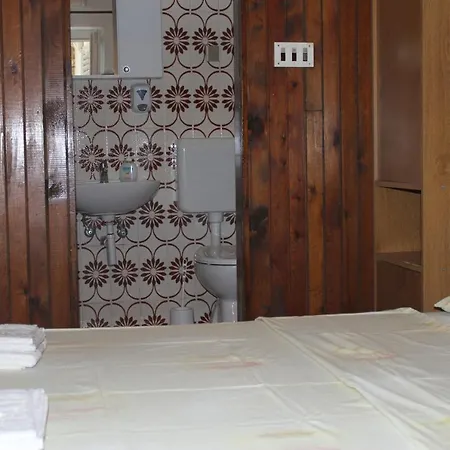 Goran'S Place-2
