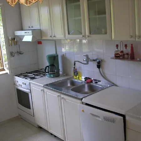 Apartments Zelko - With Garden-2
