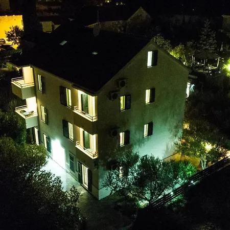 Apartments Rici-2