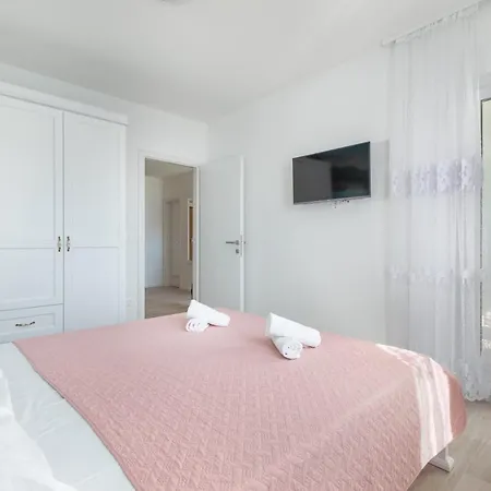Apartment Second Ivana-2