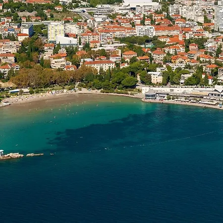 Luxury App Old Town Palace-3