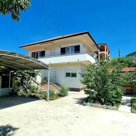 Apartments Bava-3