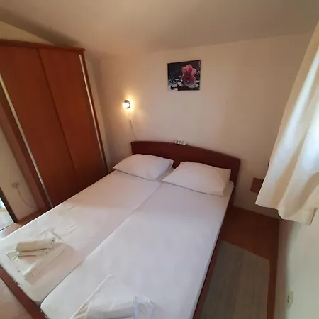 Apartmani Toni - Kucica-3