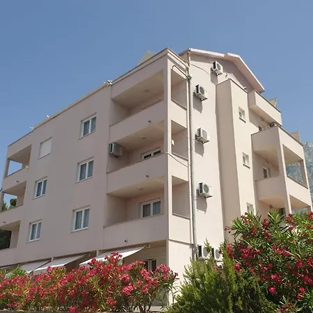 Sara Apartments-3