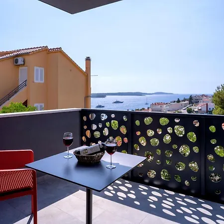 Sun&Lux Resort - Hvar-2