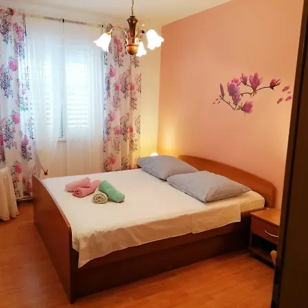 Guest House Lucija-2