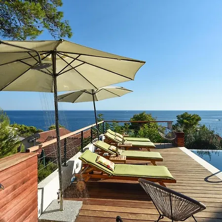 Newly Renovated House In The Town Of Hvar With New Pool, Sea View And Only 100M Far From The Sea.-2