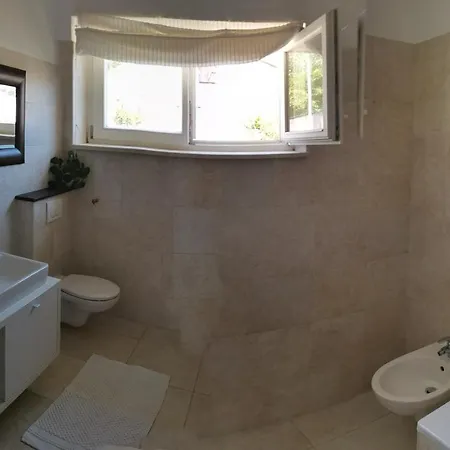 Charming Sea View Apartment In Hvar-3