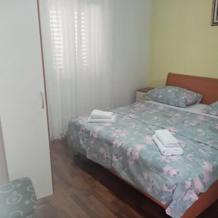 Apartmani Dotur-2