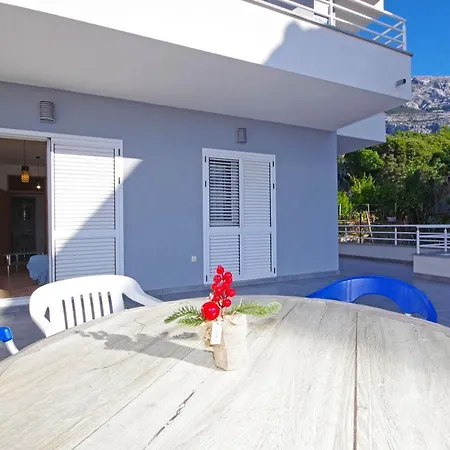 Apartments Makarska-2