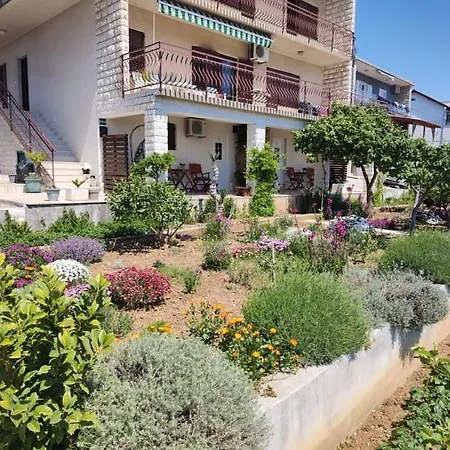 Apartments Tomas-3