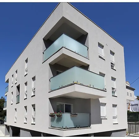 Amalija Apartment-2