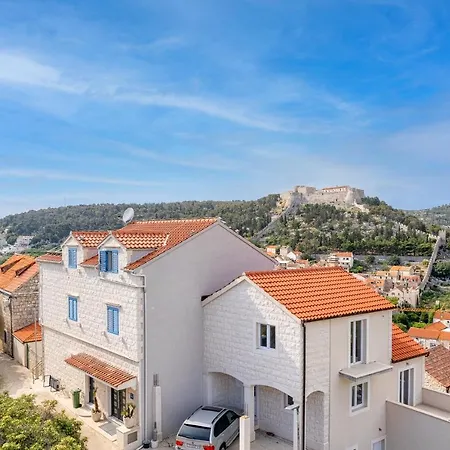 Villa Capitis In The Centre - Private Pool Villa & Balcony Apartment With Spectacular View-No Pool-2