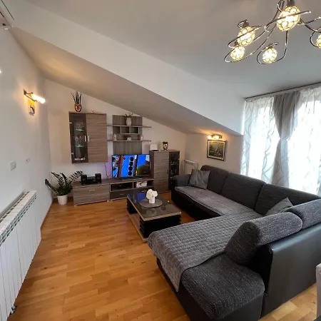 Luxury Apartman Iris-2