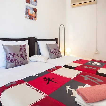 Split Accommodation-3