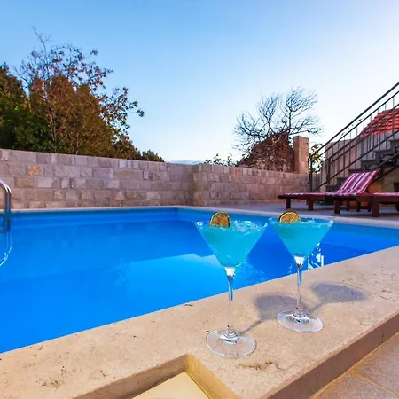19Th Century Stone Art Villa With Pool & 360 Sea View Terrace In Nature Park-2