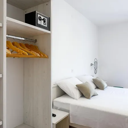 Apartments Luksa - Zf Hvar-3