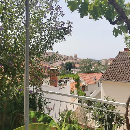 Apartman Tudor Kuzma-3