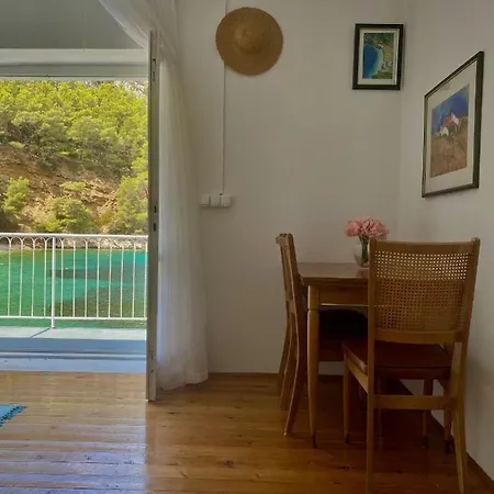 Robinson Crusoe Eco Bay Apartment-2