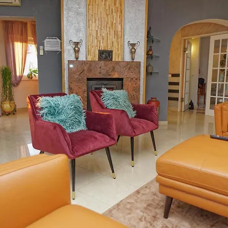 Apartment Levarda With Private Hydromassage Pool-2