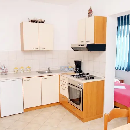 Apartments With A Parking Space Hvar - 5701-2
