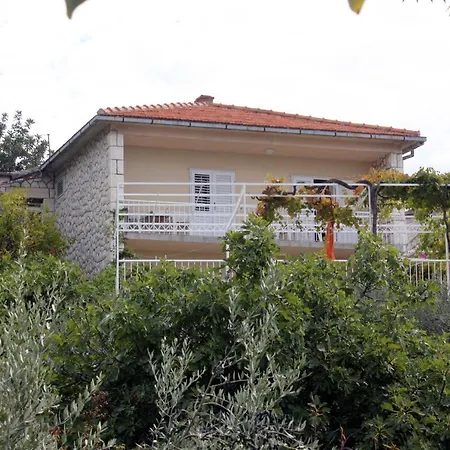 Apartments And Rooms By The Sea Hvar - 141-2