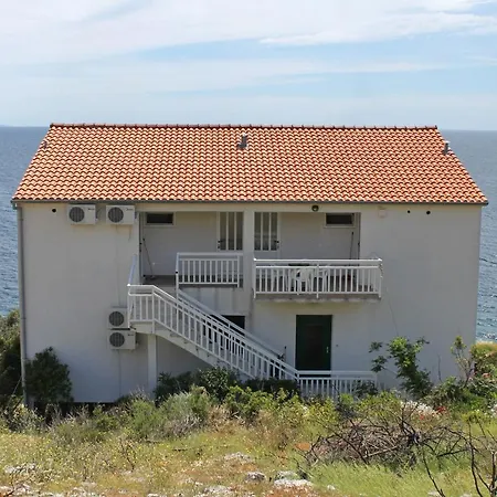 Apartments And Rooms By The Sea Milna, Hvar - 555-3
