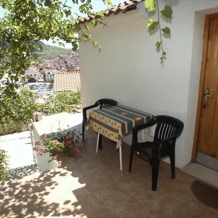 Apartments By The Sea Hvar - 591-2