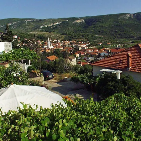Apartments And Rooms With Parking Space Jelsa, Hvar - 4640-2