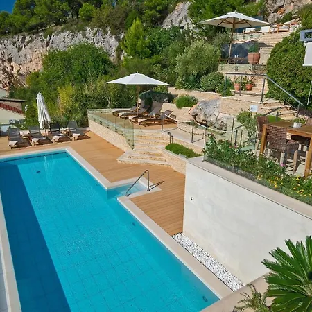 Beautiful Villa Majestic-3