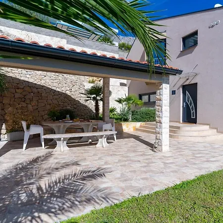 Villa Oslo - Luxury Place With Sea Views & Heated Pool, 300M Far From Sandy Beach-3