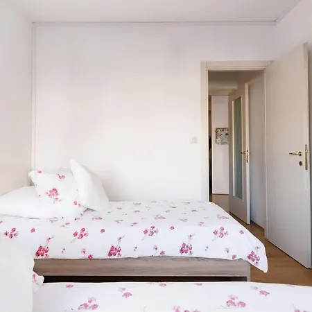 Apartment Infinity-2