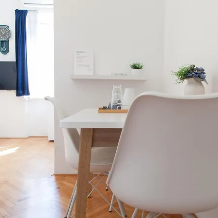Milla Rooms-2