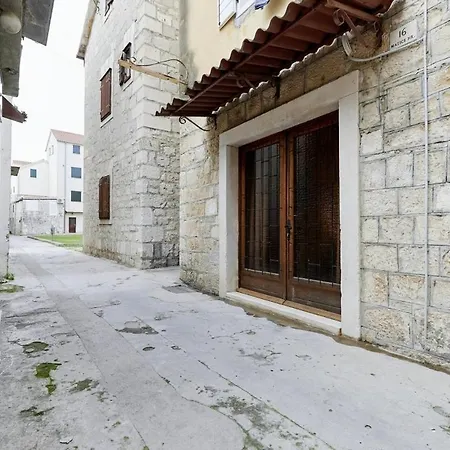 Ivan In Trogir - Mittel-Dalmatien-3