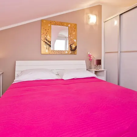 Comfortable Oasis Perfect For 2-3