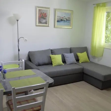 Charming Villa With Sea View And Swimming Pool-3