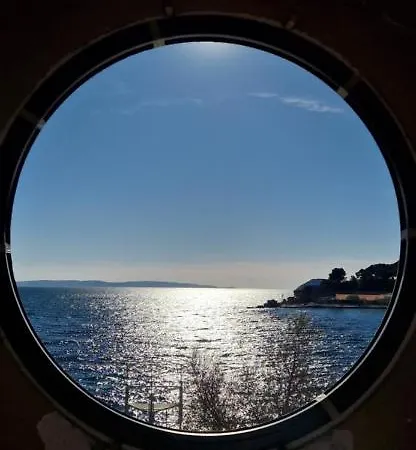 Via Mare Luxury Rooms-2