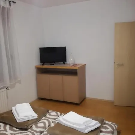 Rooms Purple-3