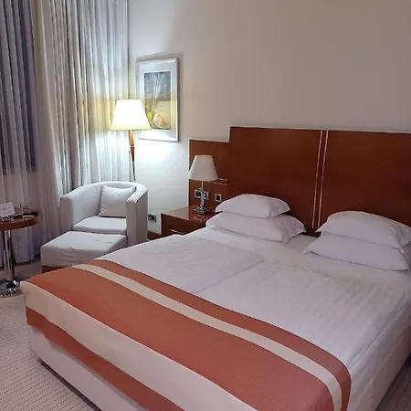 Hotel Rooms Riva-3